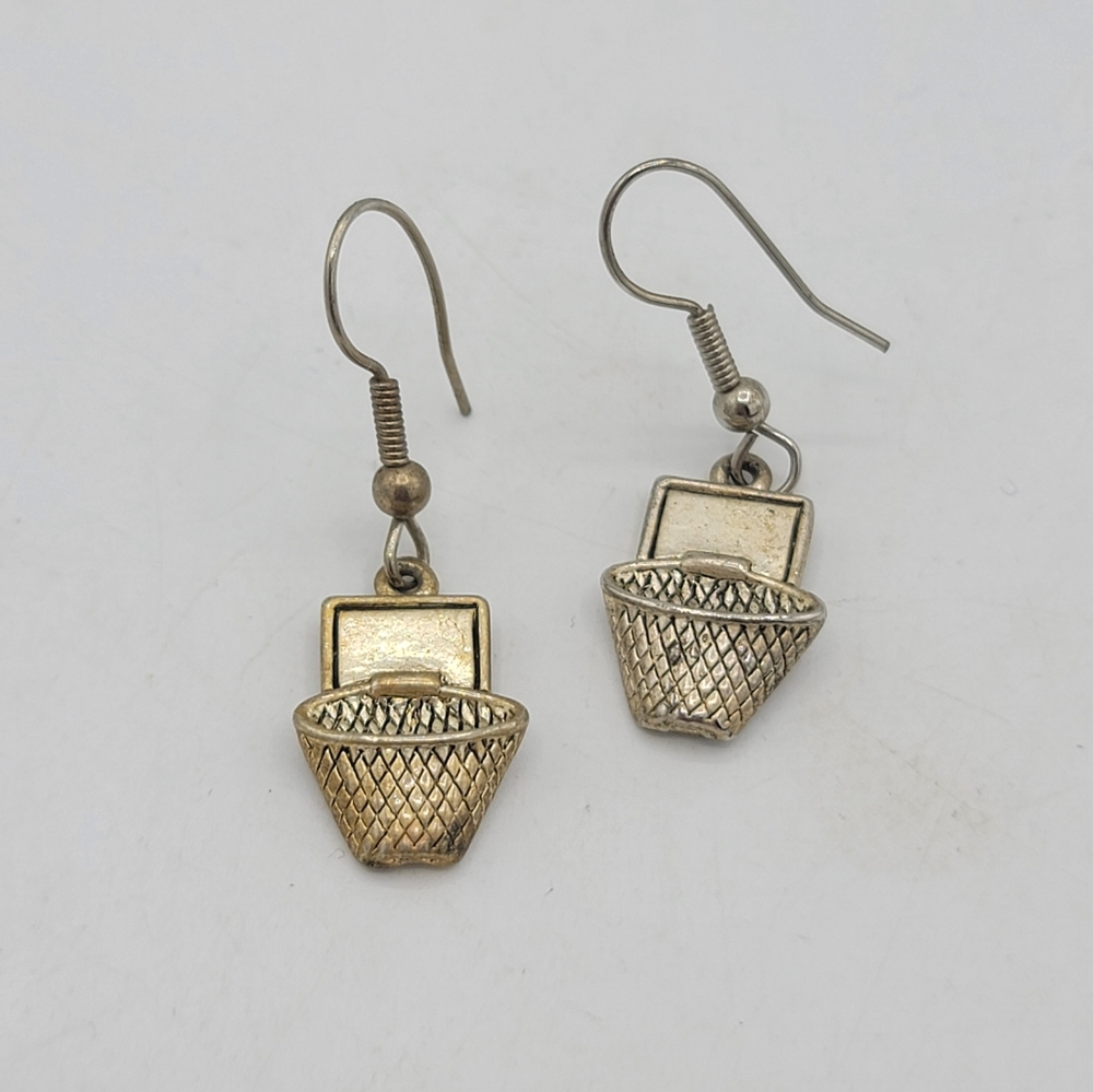 Basketball Hoop Earrings Gold Tone Novelty Sports Dangles Retro 90s Style Gift